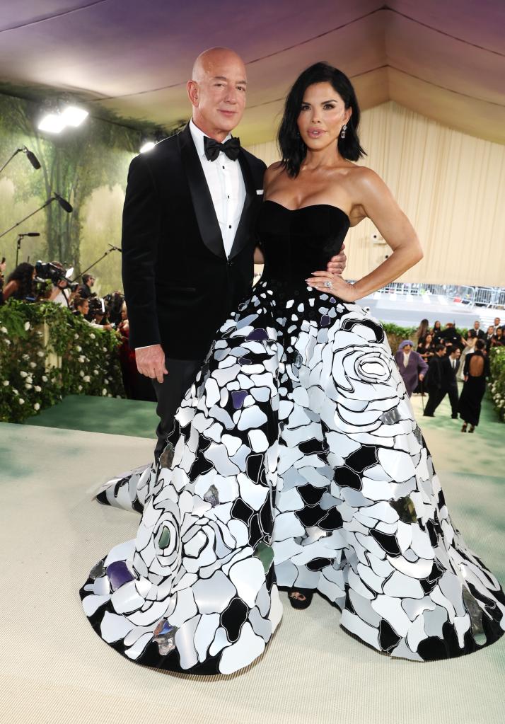 Jeff Bezos and Lauren Sanchez