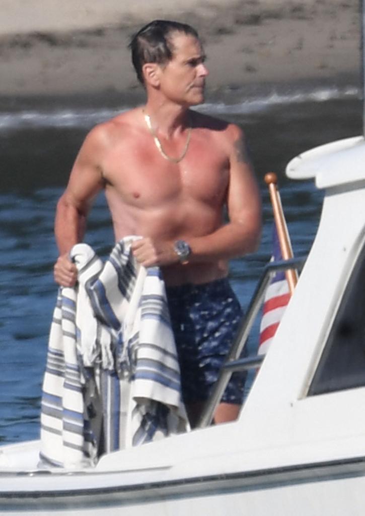 Rob Lowe boat photo