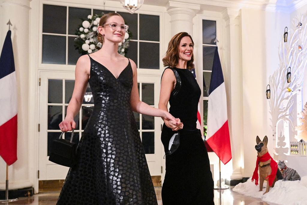 jennifer garner and violet affleck at White House