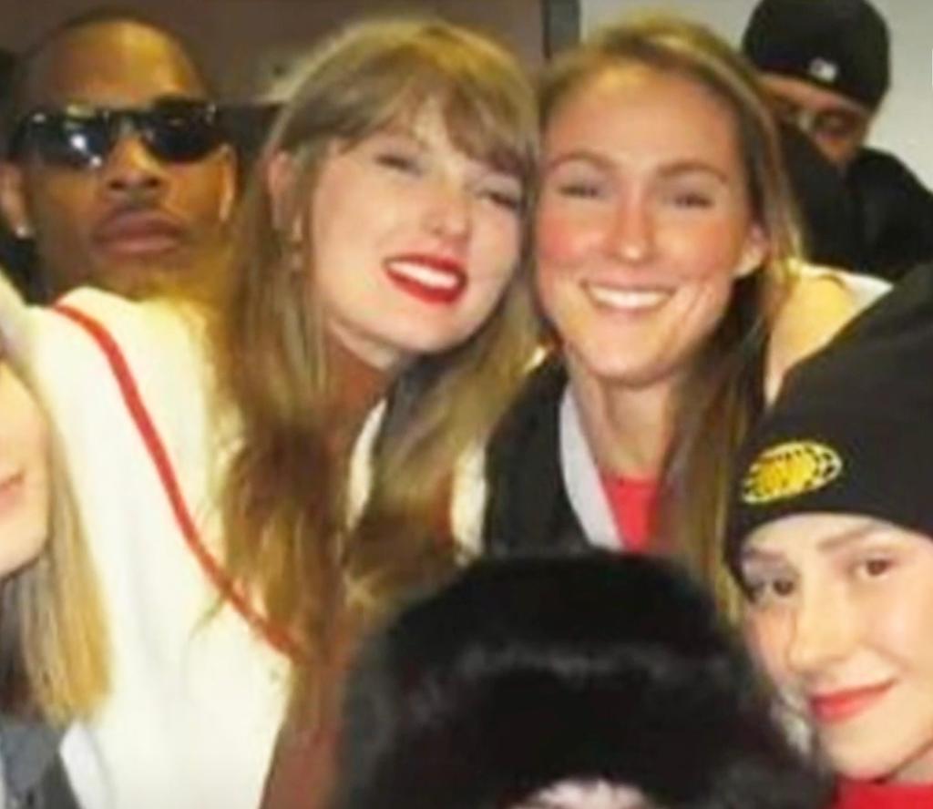 Kylie Kelce and Taylor Swift posing together.