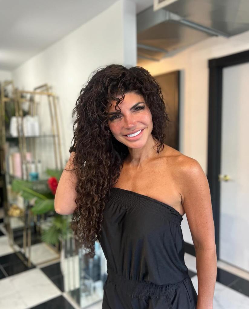 Teresa Giudice posing for a photo.