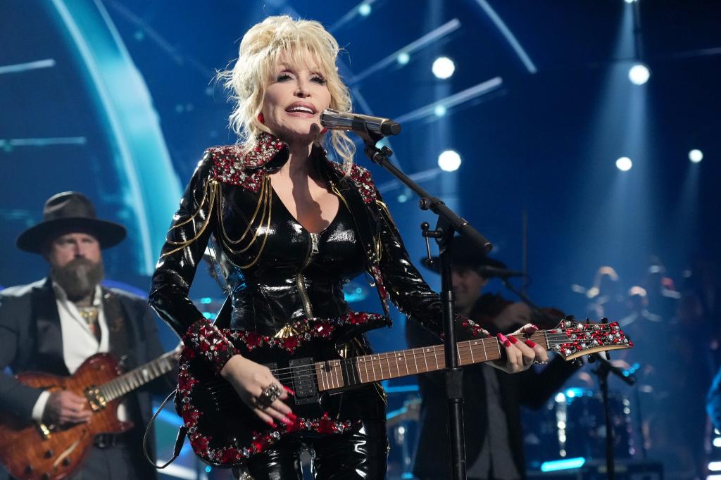 Dolly Parton performs onstage during the 37th Annual Rock & Roll Hall of Fame Induction Ceremony at Microsoft Theater in November 2022