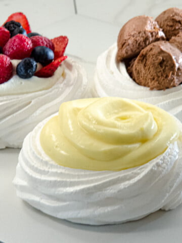 Individual Meringue