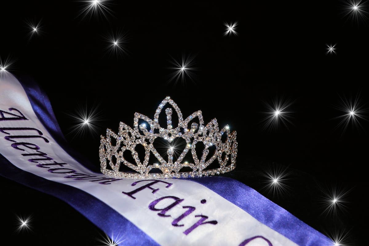 Scholarship Opportunity - 2018 Allentown Fair Queen