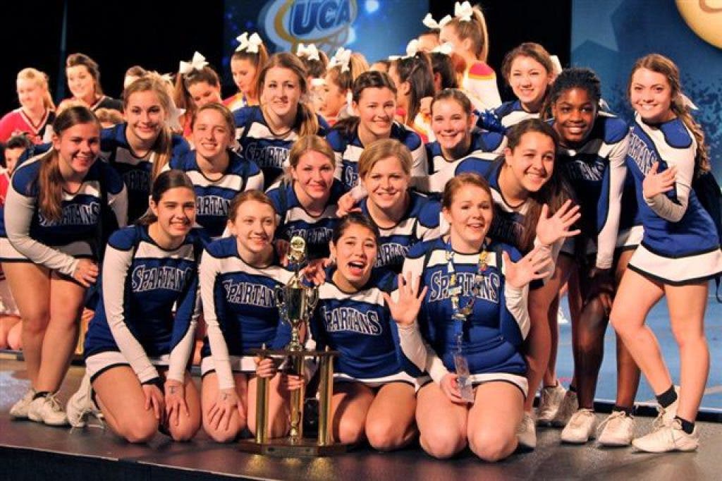 Southern Lehigh Cheerleaders Take 5th at Nationals