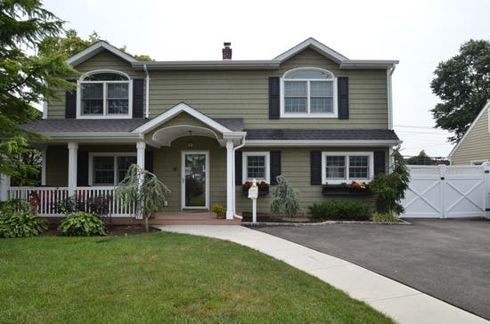 10 Open Houses in Levittown This Weekend