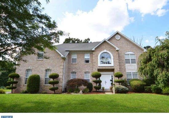 $518K Glenview Dr Home Among New Local Listings