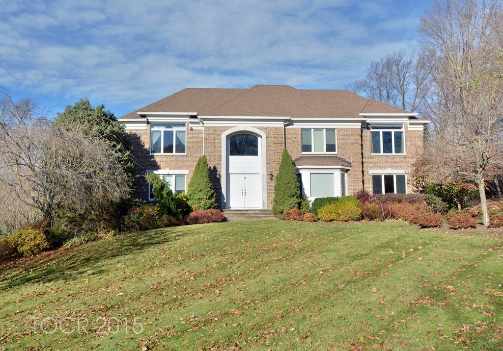 Multiple $2M Mahwah Homes For Sale