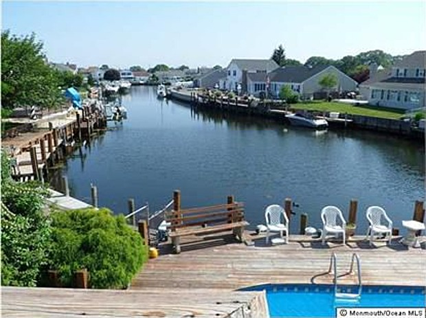 Homes For Sale in the Point Boro, Point Beach Area This Week