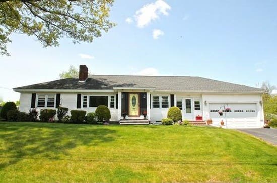 25 Homes for Sale in Tewksbury This Week