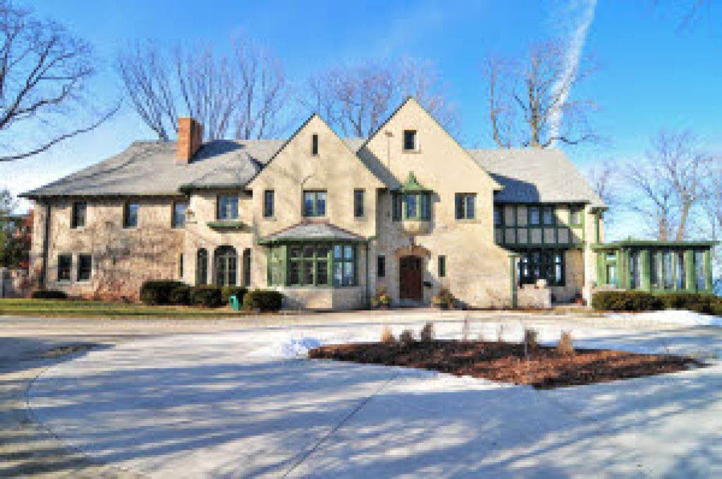 Million Dollar Homes for Sale in Whitefish Bay