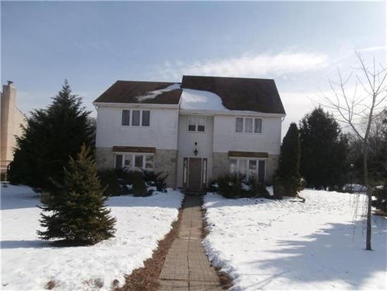 $415K Chapel Circle Home Recently Sold in Broomall