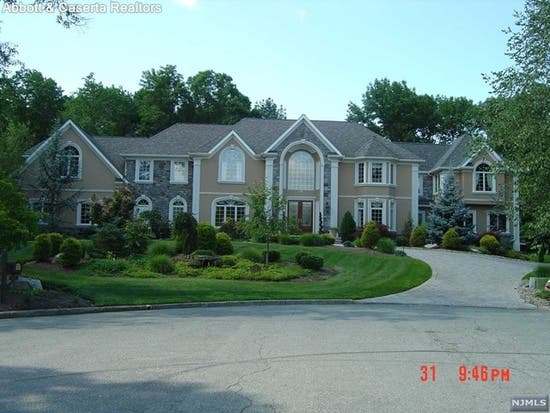 5-Bedroom Trotter's Lane Home Among Recent Listings in Mahwah