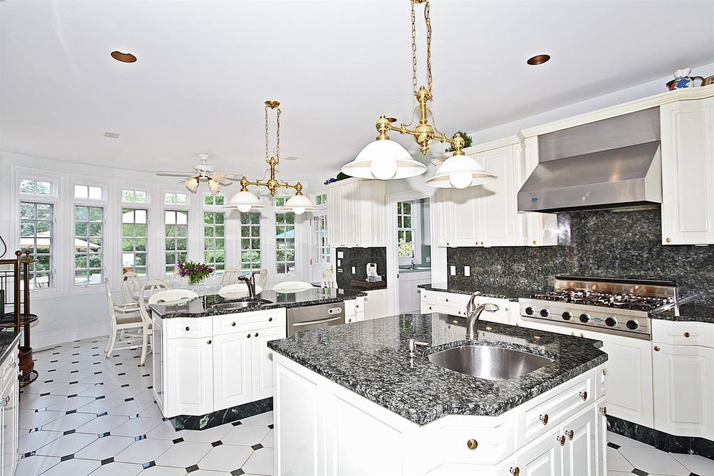 Wow House! Dual Cinderella Staircase, Granite Floor