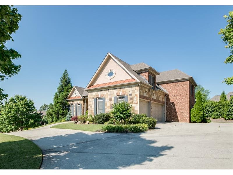 Custom Built Home In Cambridge