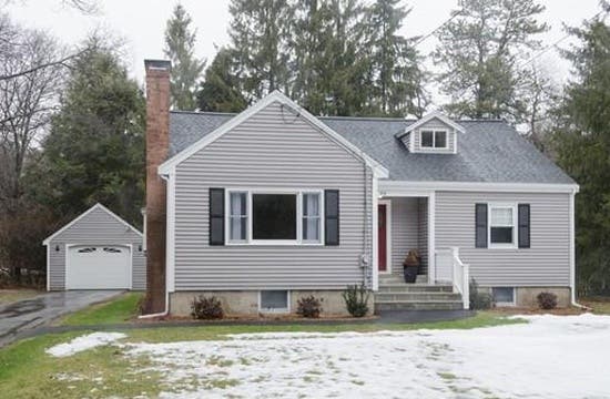 Open Houses in Hamilton and Wenham This Weekend