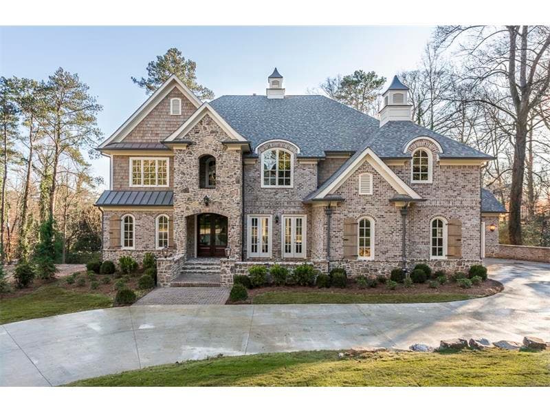 Interesting Home: 8 Bedrooms in Chastain Park