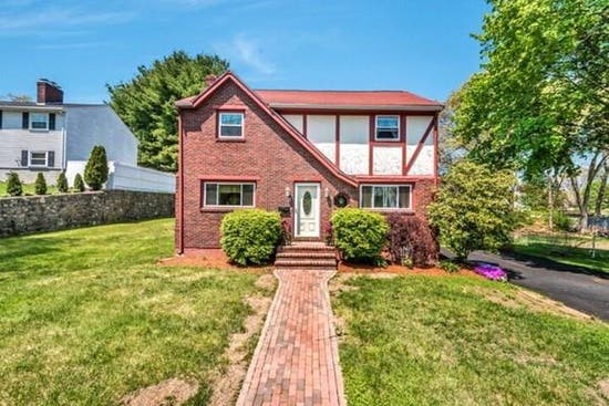 Woburn Home of the Week: 128 Green St.