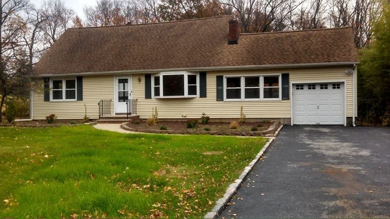 $435K Selling Price for 7-Room Hanover Road Cape Cod