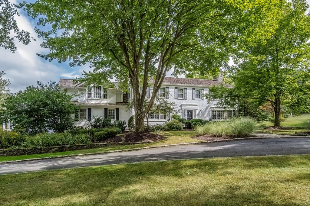 LOOK: For $2M You Could Be Chris Christie's Neighbor