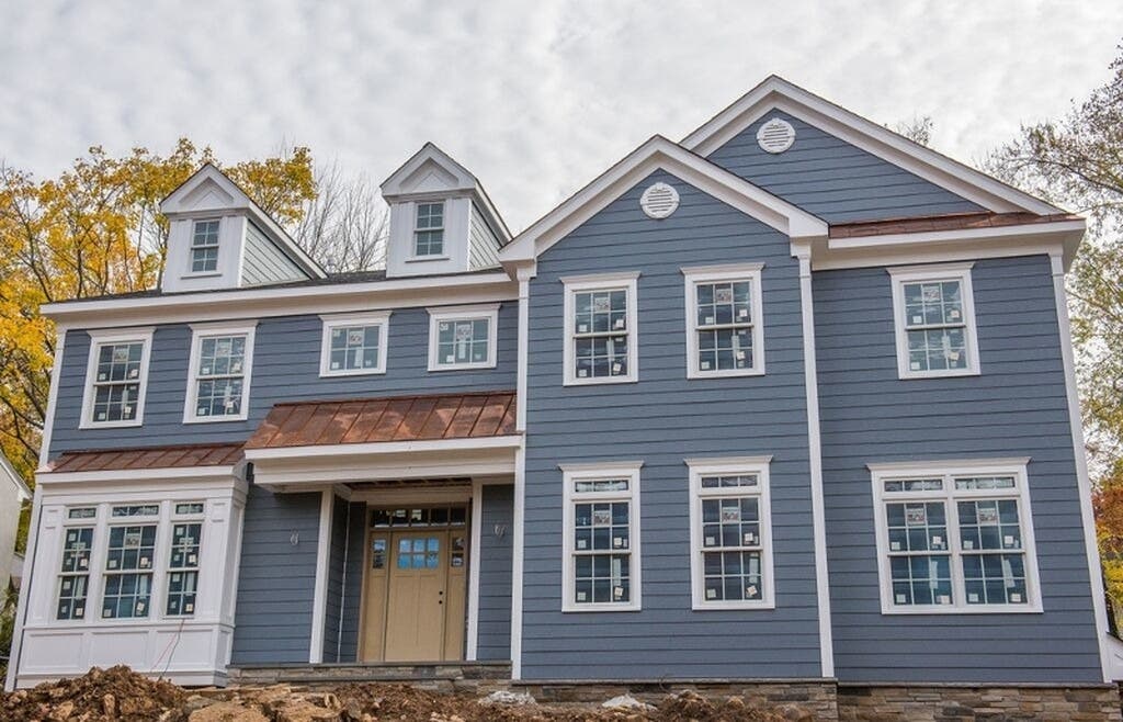 $1.549M Asking Price for 5-Bedroom Mountainview Road Home