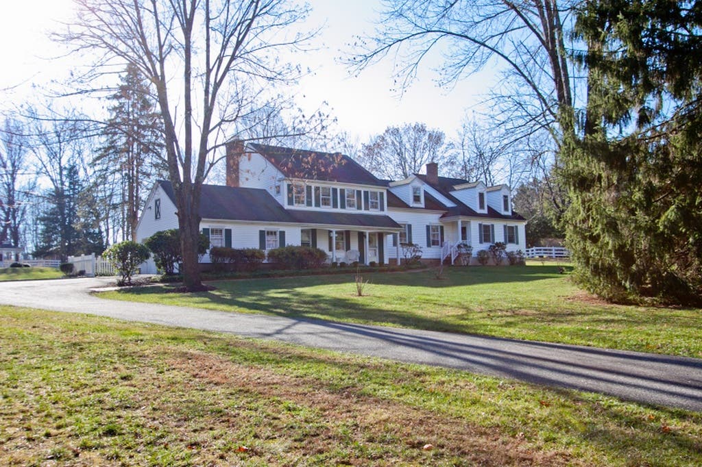 $925K Asking Price for 5-Bedroom Washington Valley Road Home