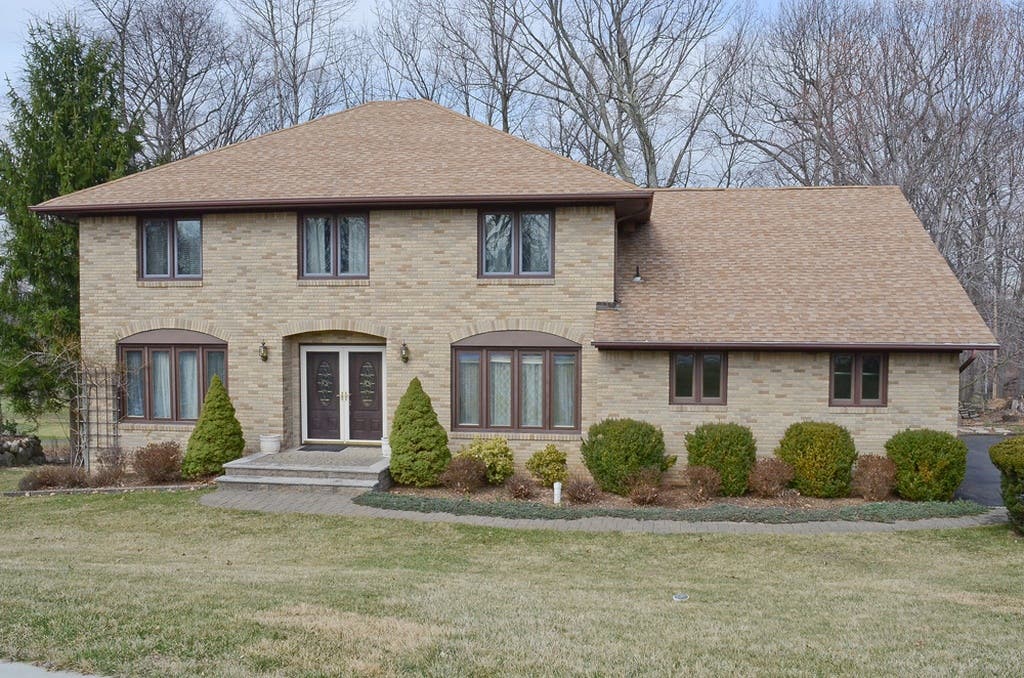 $559K: Take A Look Inside 4-Bedroom Shawn Court Home