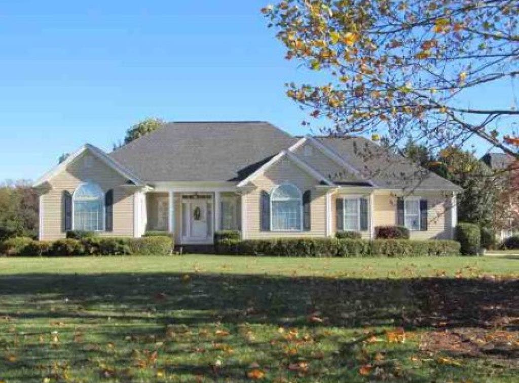 House Hunt: 17 Easley Homes For Sale