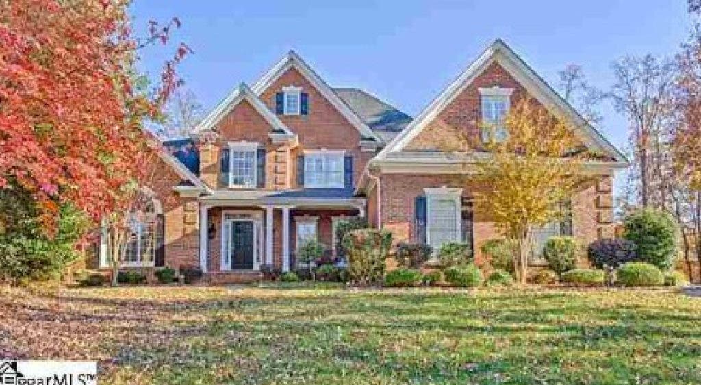 House Hunt: 28 Simpsonville Homes For Sale