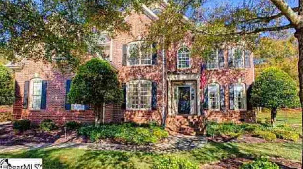 House Hunt: 25 Simpsonville Homes For Sale