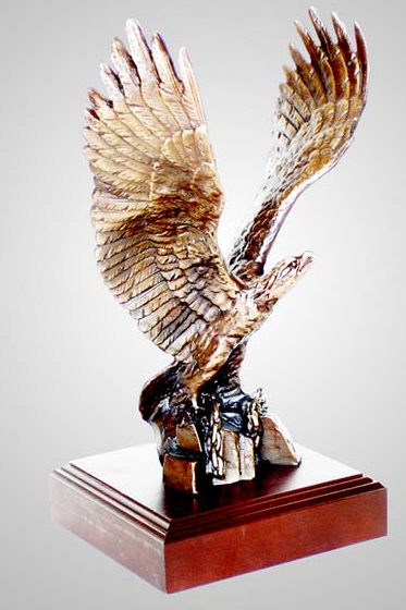 Bronze Eagle Statue Commissioned for Edina Veterans Memorial