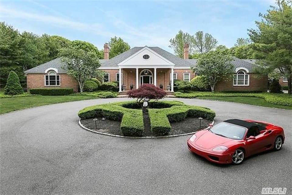 Wow House: 4-Bed, 7-Bath Shirley Estate With Indoor Pool, Guest Cottage