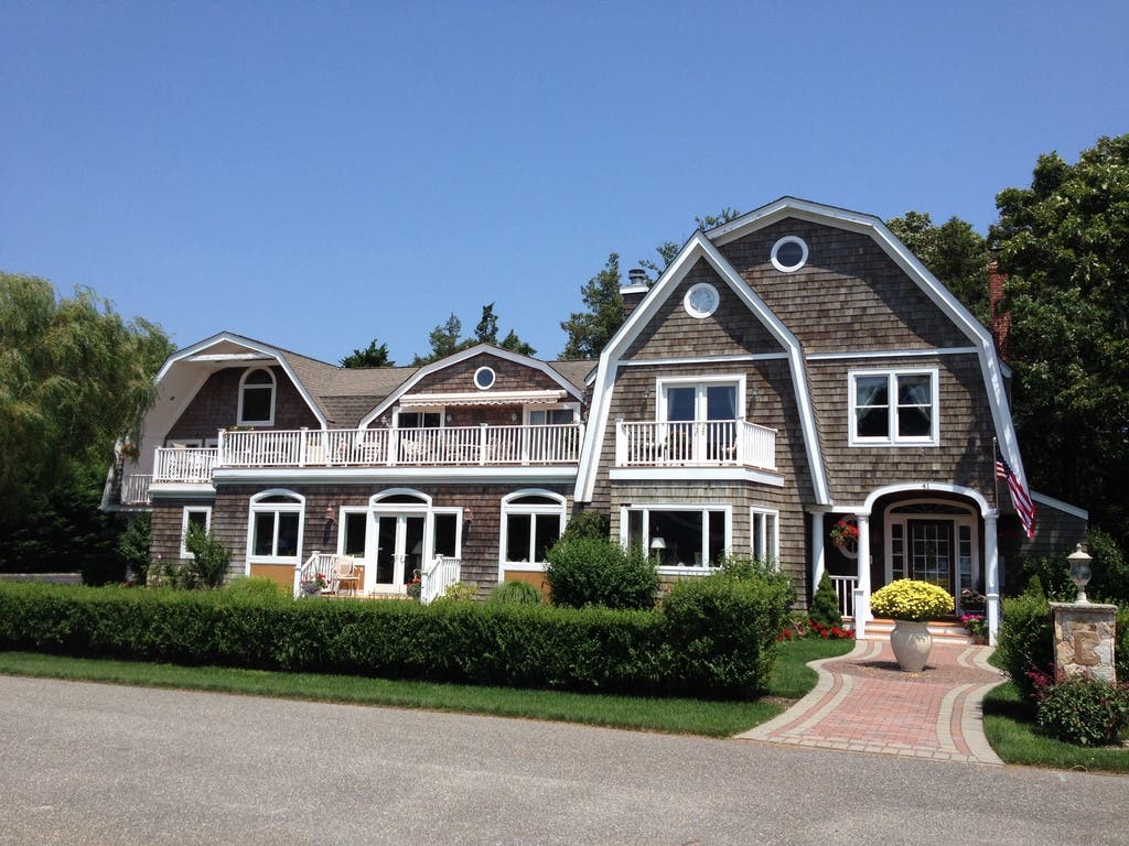 Wow House: 5-Bed, 3.5-Bath E. Patchogue Home With Spectacular Views