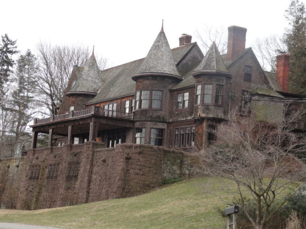 Historic Oradell Mansion Purchased For $100 At Auction