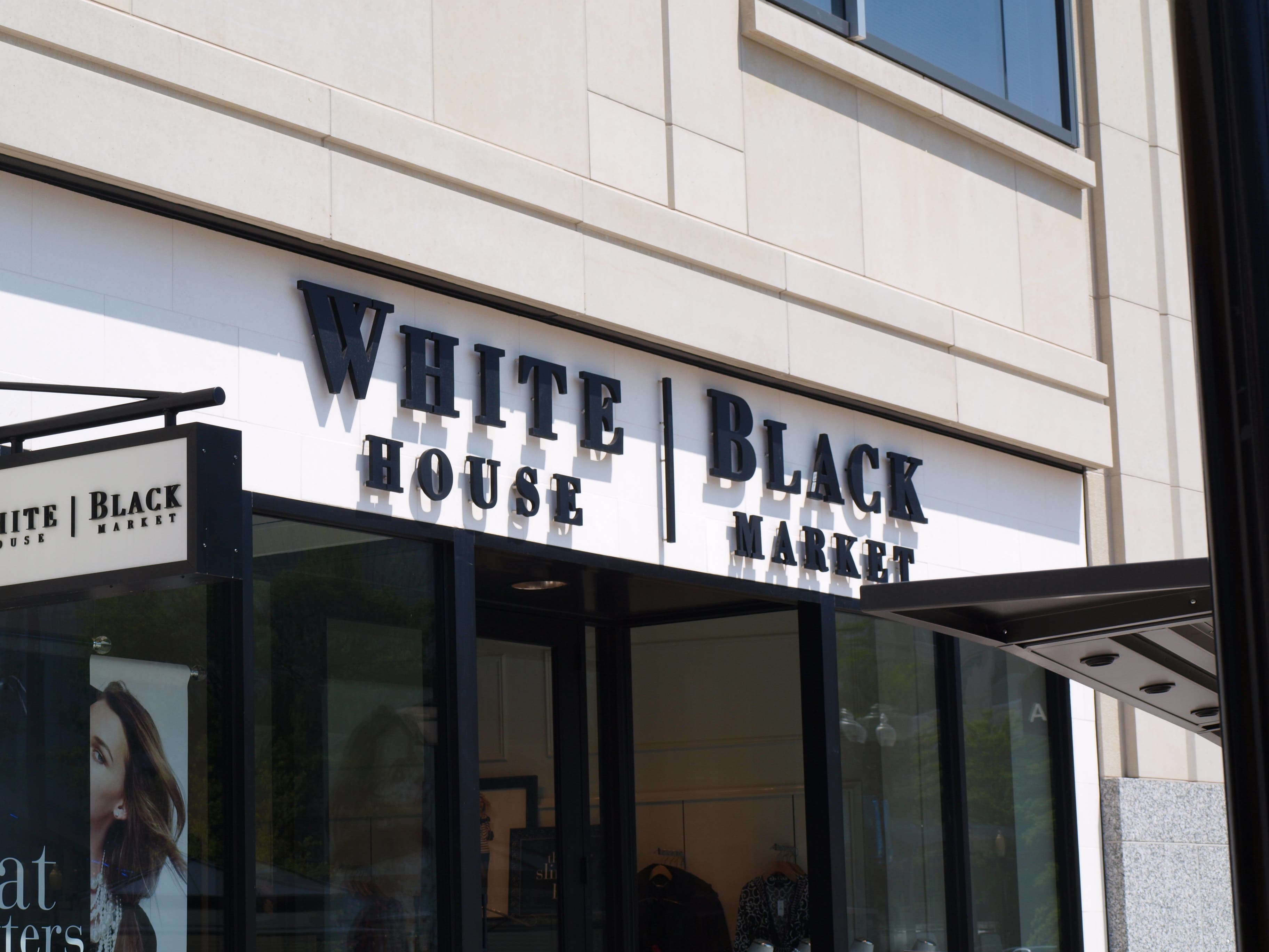 White House | Black Market to Open in Partridge Creek; Papa Johns Returns to Clinton Township