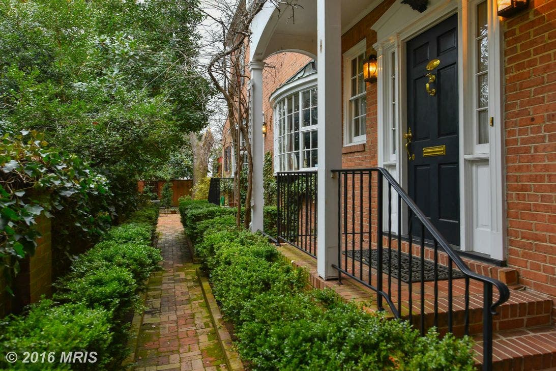 Old Town Alexandria 'WOW' House: Charleston Porch, 5 Fireplaces