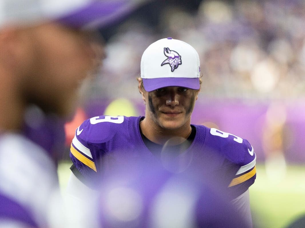 Minnesota Vikings quarterback J.J. McCarthy (9) looks on during an NFL preseason football game against the Las Vegas Raiders, Saturday, Aug. 10, 2024, in Minneapolis.