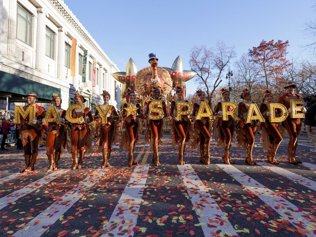 Macy's Thanksgiving Day Parade 2023 Photos: Balloons, Floats and More!