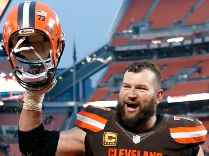 🧡 Joe Thomas Becomes A Browns Legend + A Corky & Lenny's Birthday