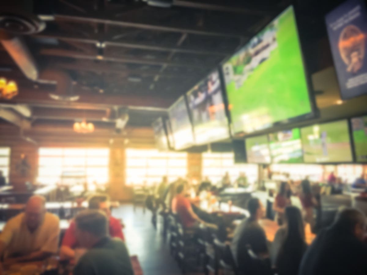 7 Of The Best Places To Watch The Big Game In Healdsburg, Nearby