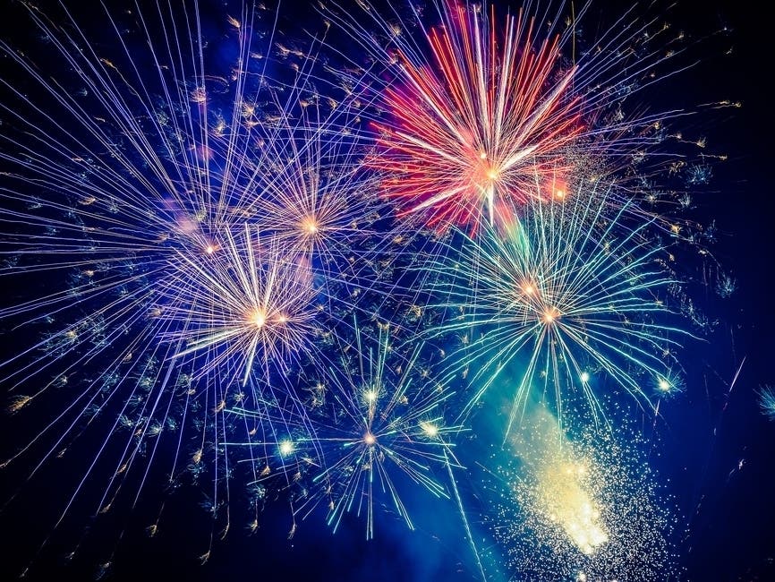 Fourth of July concerts, runs, parades, festivals and fireworks are planned for the 4th of July holiday weekend throughout Orange County, CA.