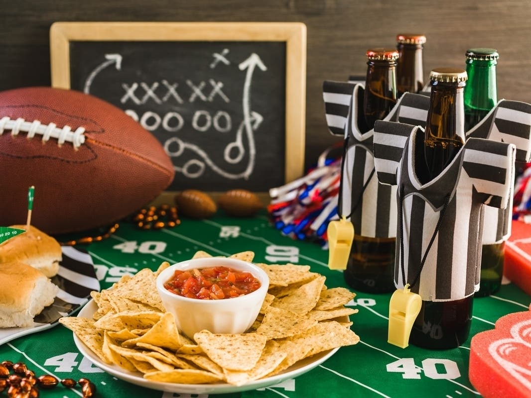 If you're looking to celebrate (or commiserate) with your fellow football fans during Saturday's Giants-Eagles NFL playoff game, here are bars and restaurants that will have the TVs on. 