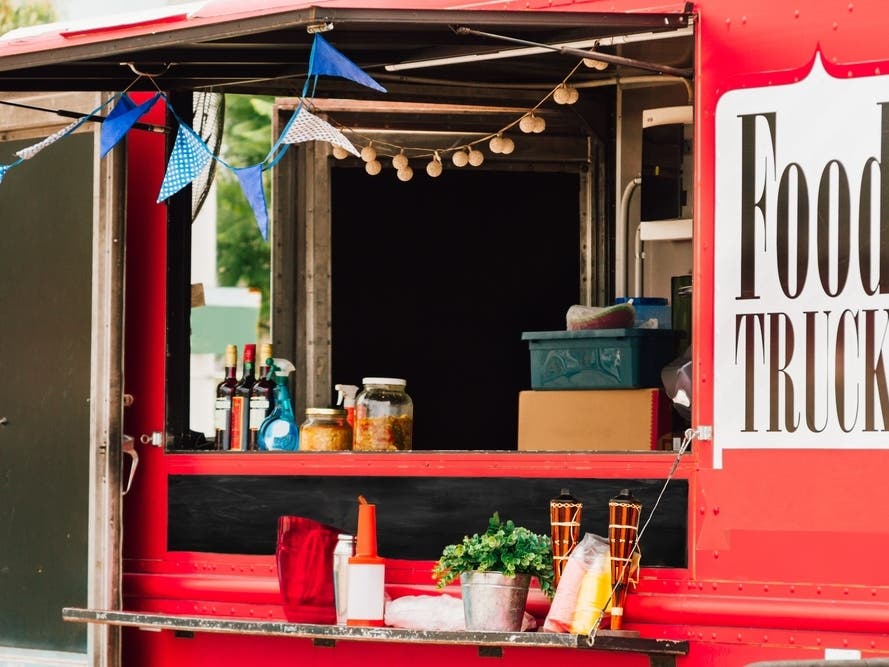 Trumbull Mall is celebrating the start of sales tax-free week by hosting the Connecticut State Food Truck Festival this weekend.