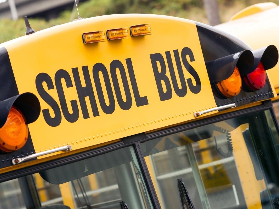 MN Bill Would Require New School Buses To Have 6-Foot Stop Sign Arm