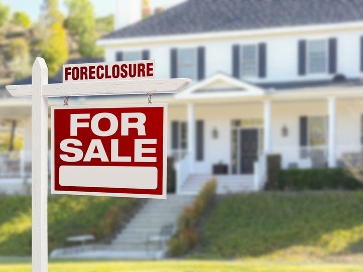 Of vacant homes in the United States, nearly 8,700 are in foreclosure, according to a report by online real estate data company Attom Data Solutions. 