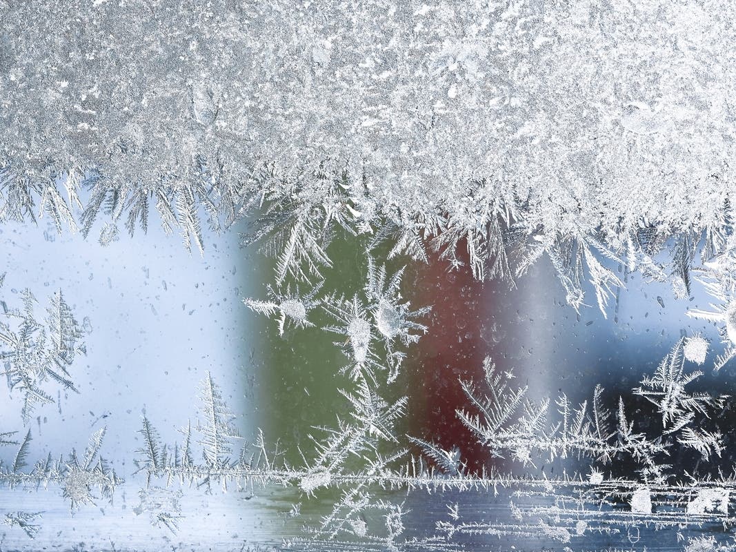 A rapid freeze with a wind chill advisory prompted Fairfax County to recommend precautions against the cold. 