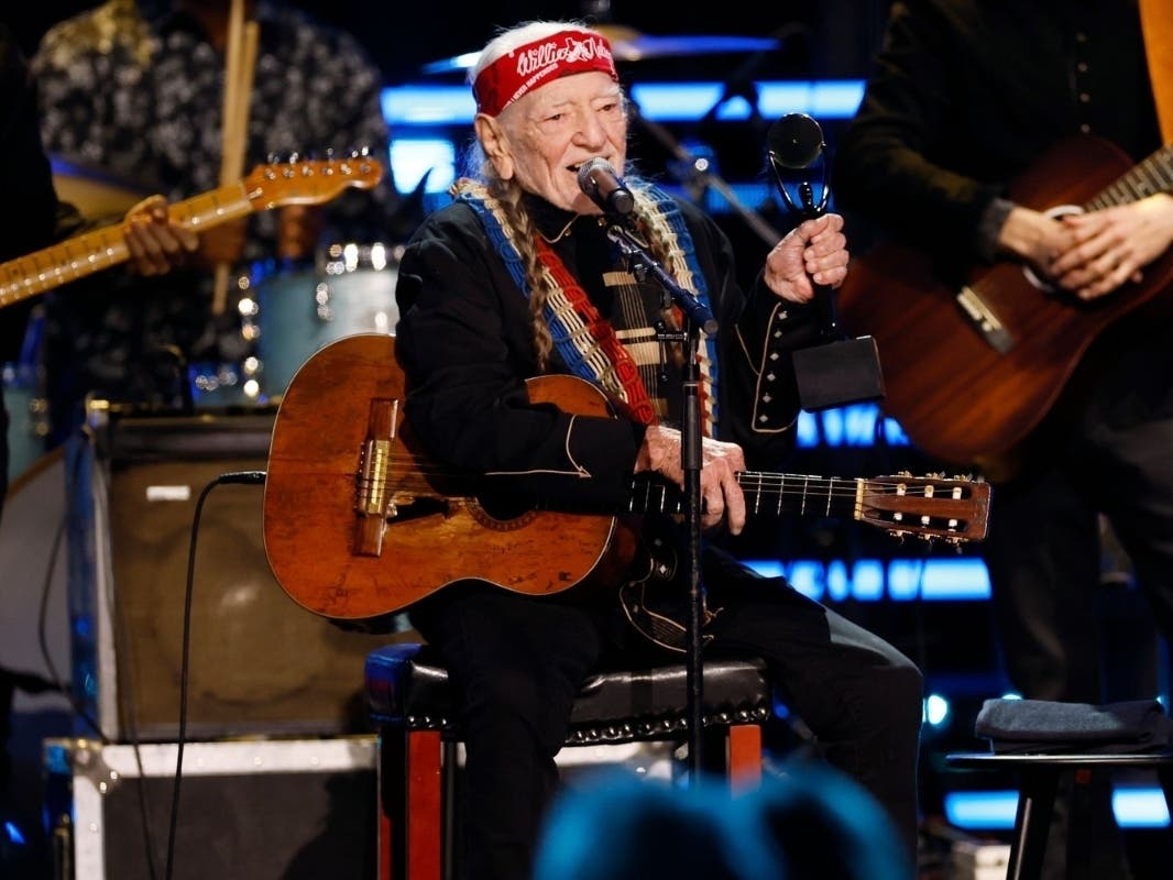 Will Willie Nelson Play In Camden For 4th Of July Picnic?