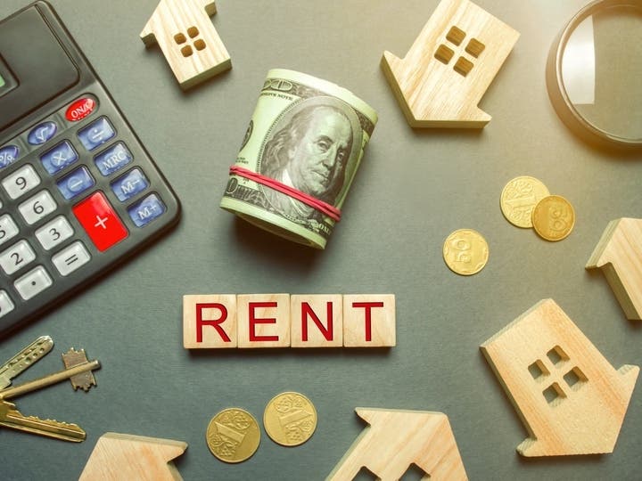 The Zumper Boston Metro Area Report released June 30 shows a drastic decline in Brookline rent prices over the last year. 