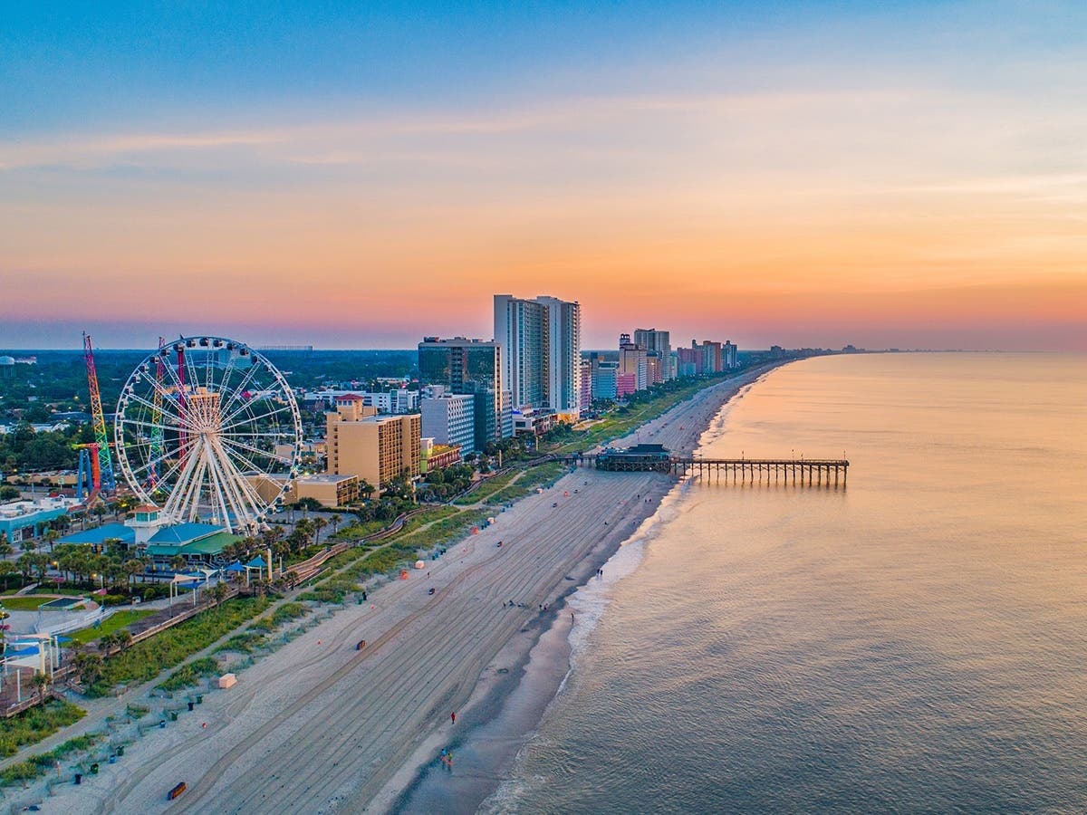 Sunny beaches and resorts draw visitors from around the country to South Carolina.