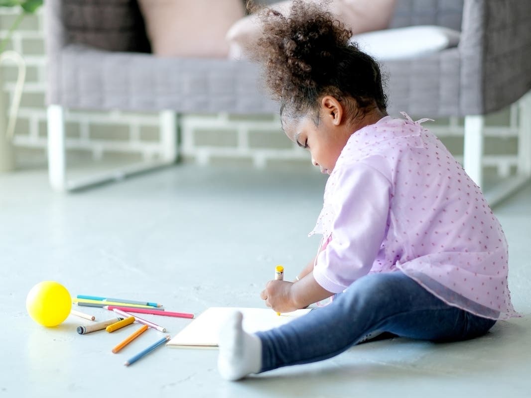 Child Life Specialist Explains Their Important Role In A Hospital